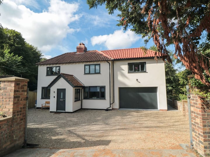 Riverside House - Scarborough