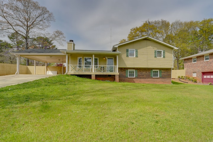 Pool + Basketball Court: Smyrna Family Home + Yard - Smyrna, GA