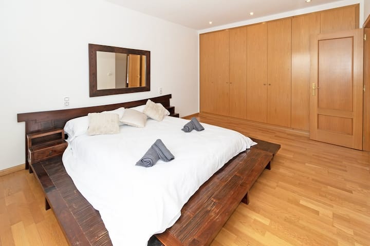Guestready- Modern And Spacious Two-story Retreat - Llíria
