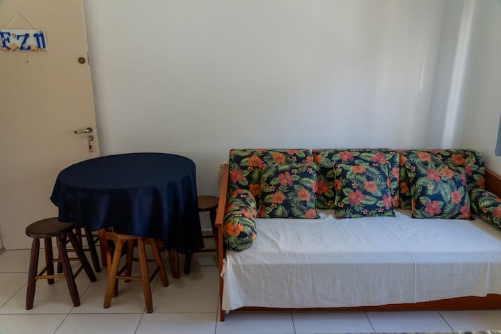 Mesa para refeições ideal para reunir todos com conforto
