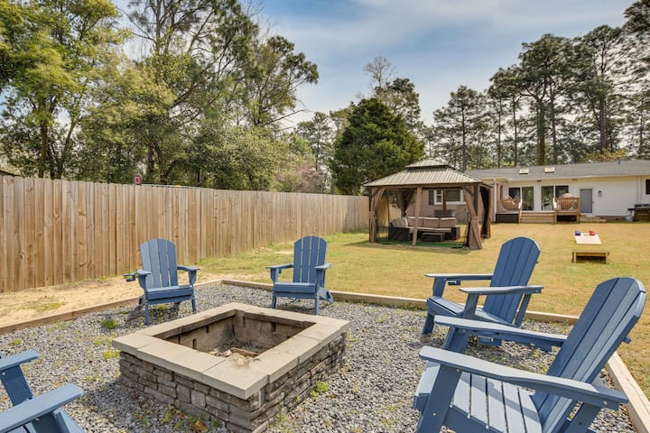 Golf, Ride & More! Home In Dtwn Southern Pines - Southern Pines, NC