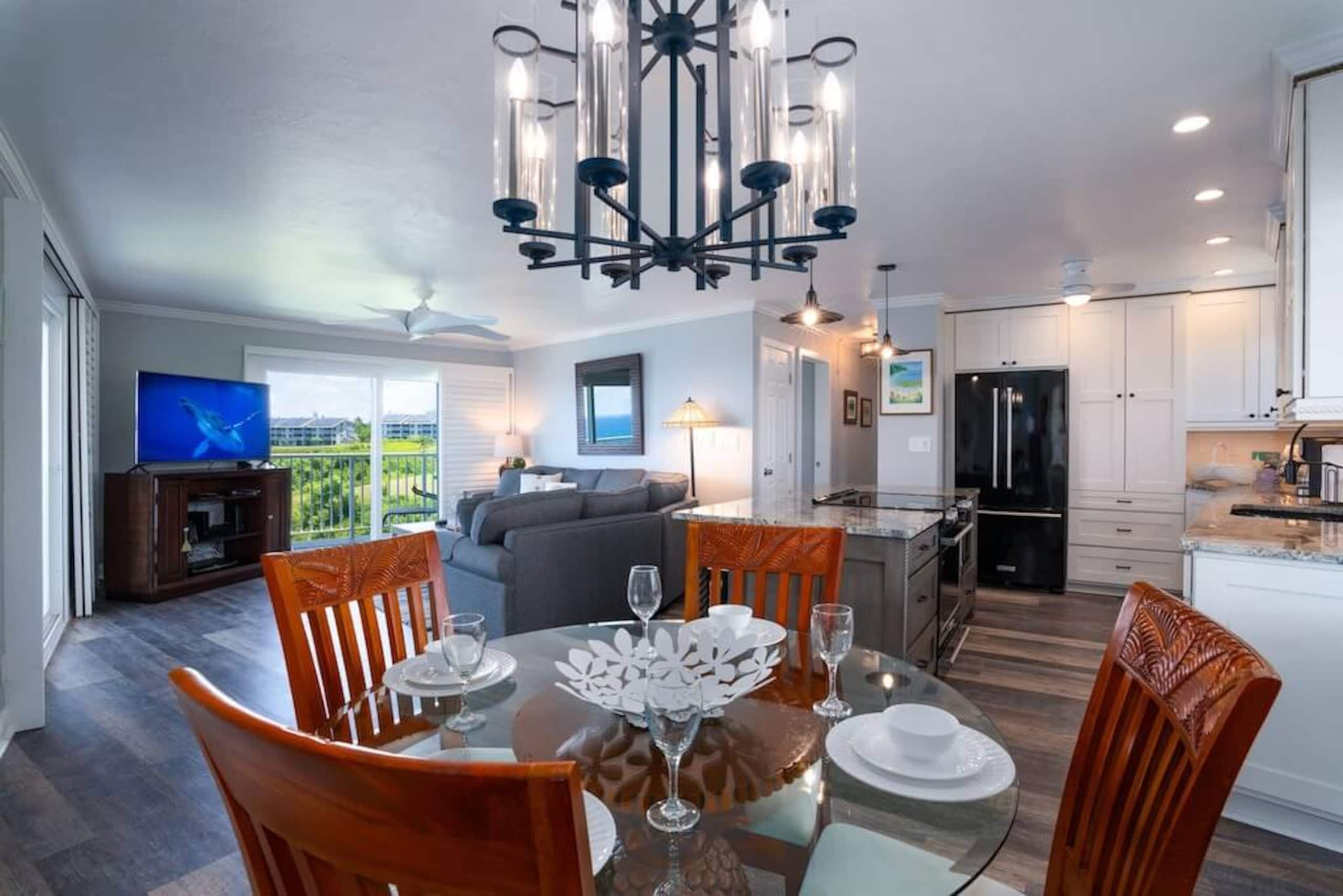 Condo in Princeville · ★4.96 · 2 bedrooms · 2 beds · 2 baths - Image 9