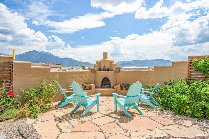 Casa Del Sol Naciente - Hot Tub, Huge Views, Patio - Taos, NM