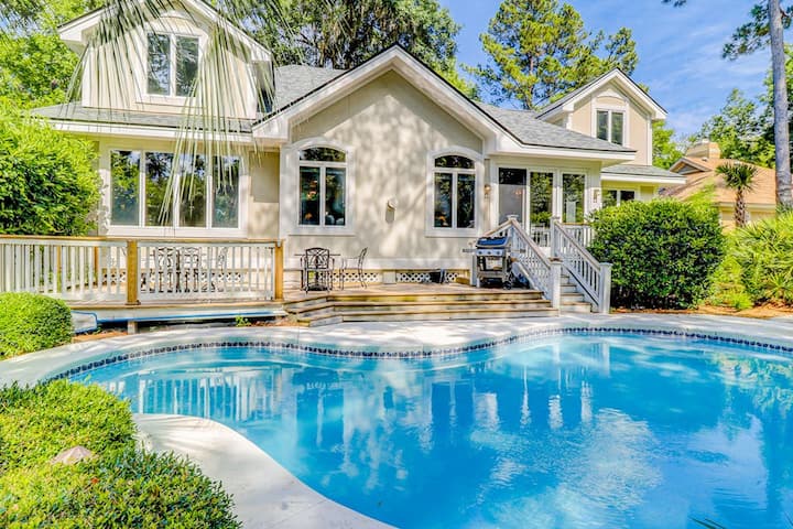 Bright & Expansive Beach Retreat With Private Pool - Hilton Head Island, SC