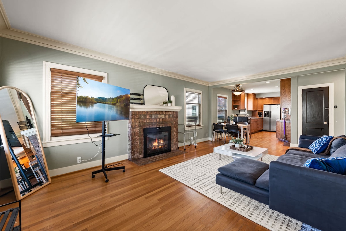 Green Lake Upper Unit