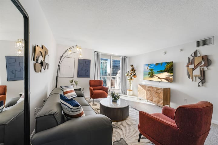 Sky-high Luxury 3br With Brickell City & Bay Views - Miami, FL