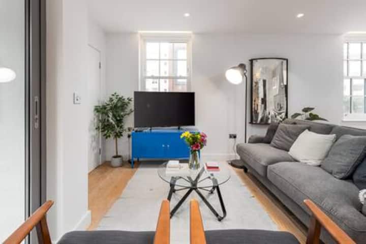 Vesto | Duplex Two Bedroom Apartment, Shoreditch - Londra