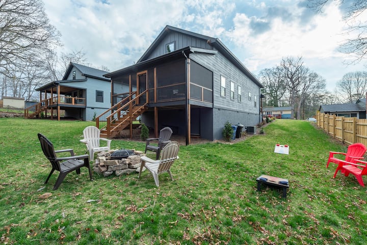 Roam Inn | New Build 2 Min. To Downtown Black Mtn! - Black Mountain, NC