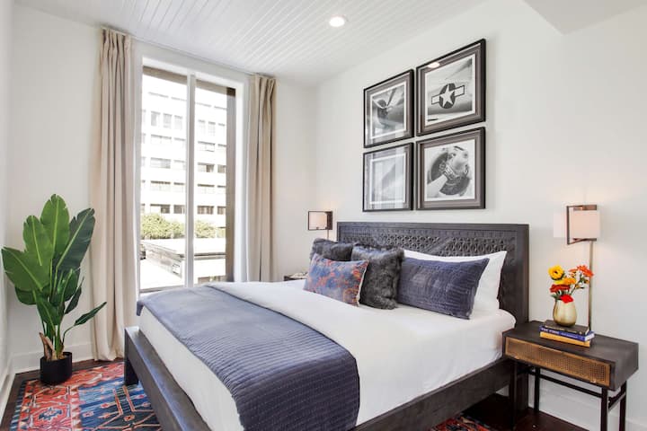 Spálňa 3 | Veľká manželská posteľ s vlastnou kúpeľňou | Druhé poschodie, ubytovacia jednotka A