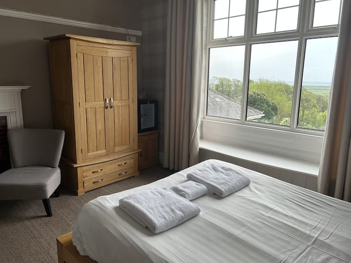 Double-standard-sdb Privée Avec Baignoire Et Douch - Llansteffan