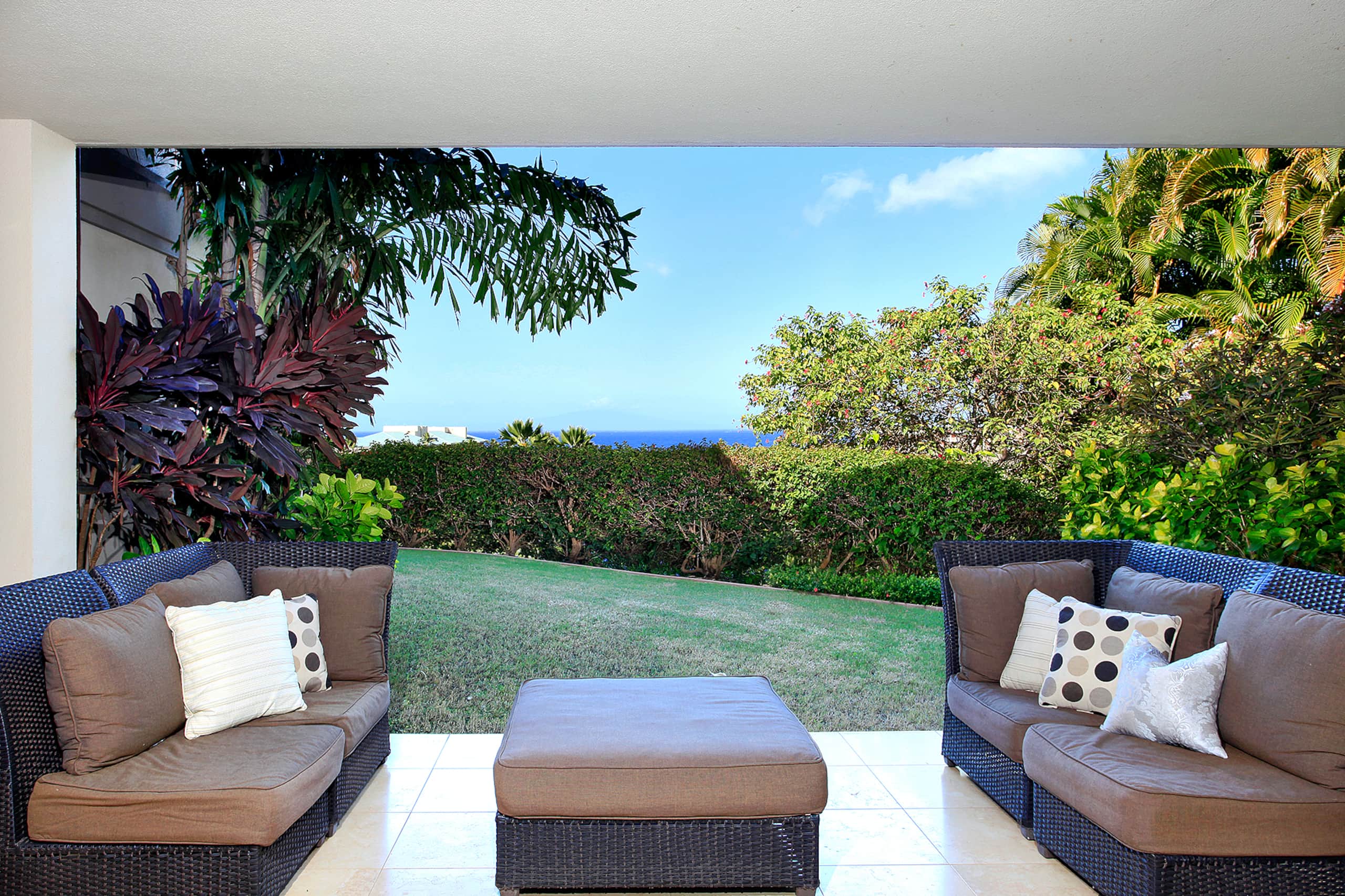 Townhouse in Kihei · ★4.97 · 3 bedrooms · 4 beds · 3.5 baths - Image 23