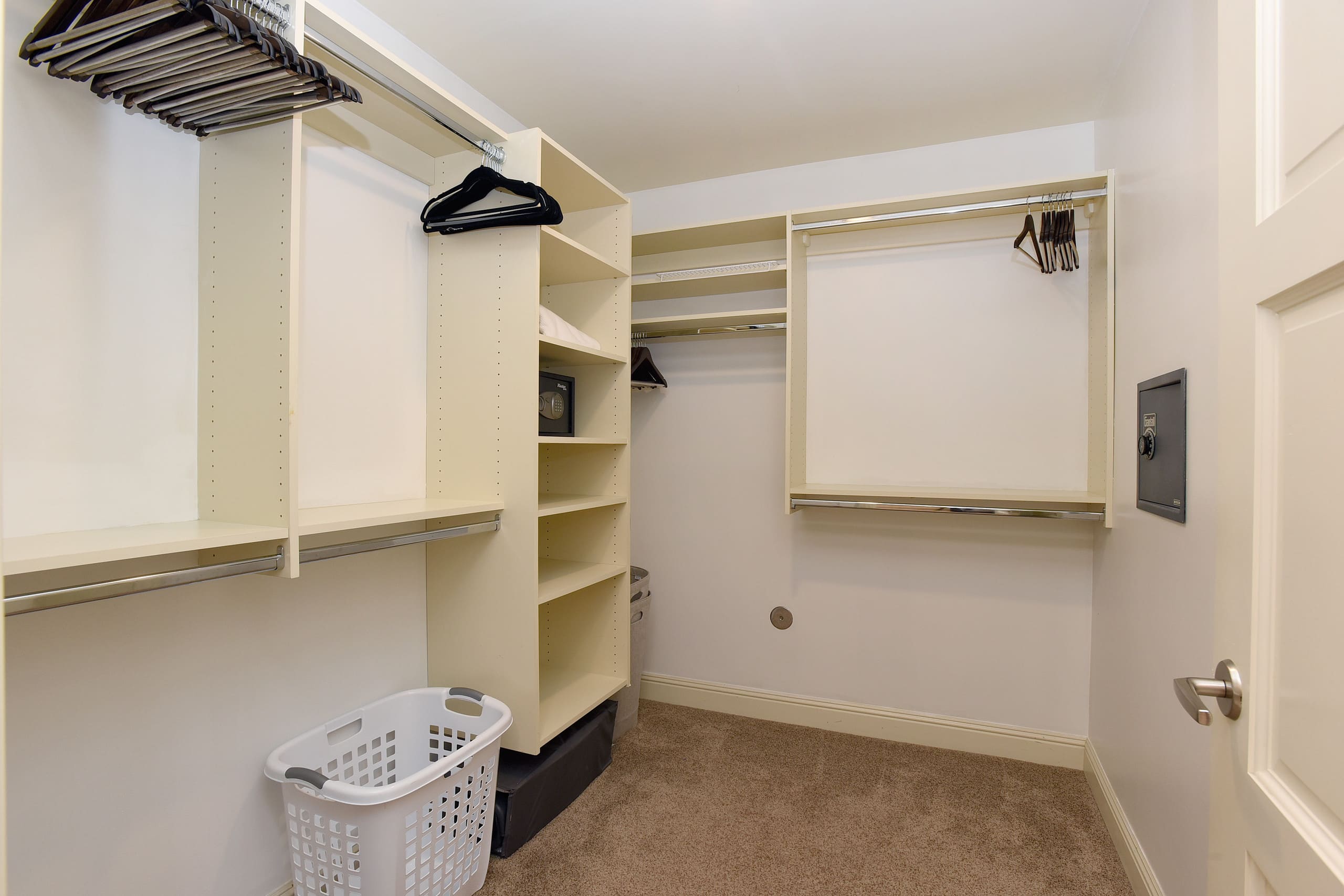 Townhouse in Kihei · ★4.97 · 3 bedrooms · 4 beds · 3.5 baths - Image 32