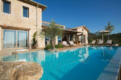 Casa+Di+Vino+Luxury+spacious+villa+with+private