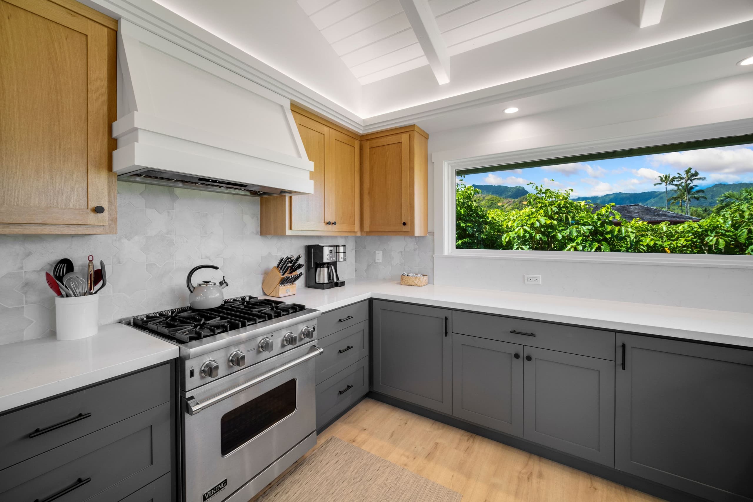Home in Hanalei · ★4.96 · 3 bedrooms · 3 beds · 2 baths - Image 16