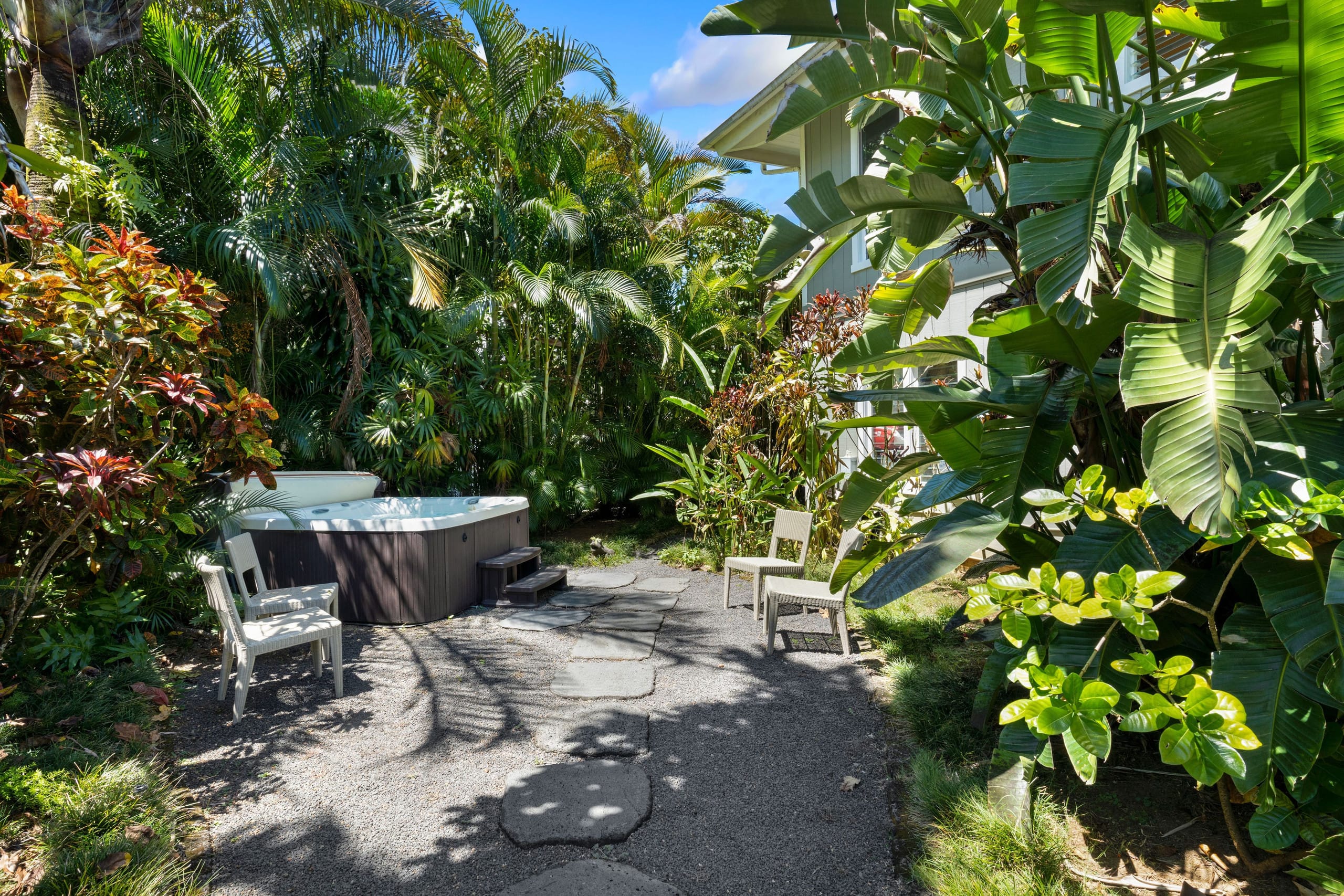 Home in Hanalei · ★4.96 · 3 bedrooms · 3 beds · 2 baths - Image 42