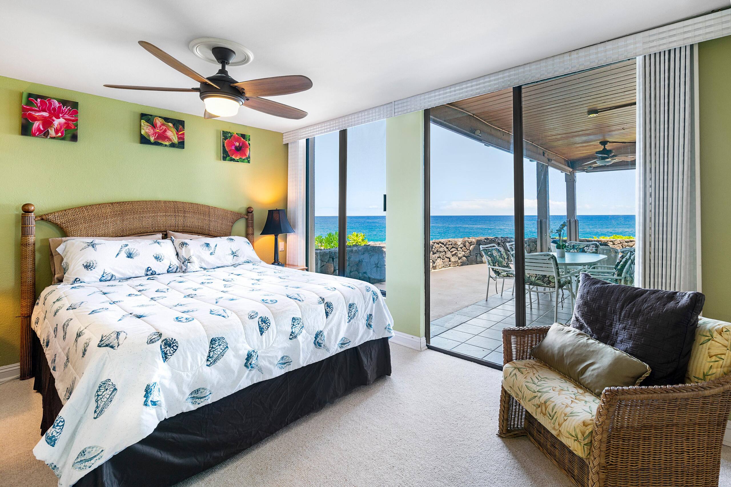 Condo in Kailua-Kona · ★4.93 · 2 bedrooms · 3 beds · 2 baths - Image 14