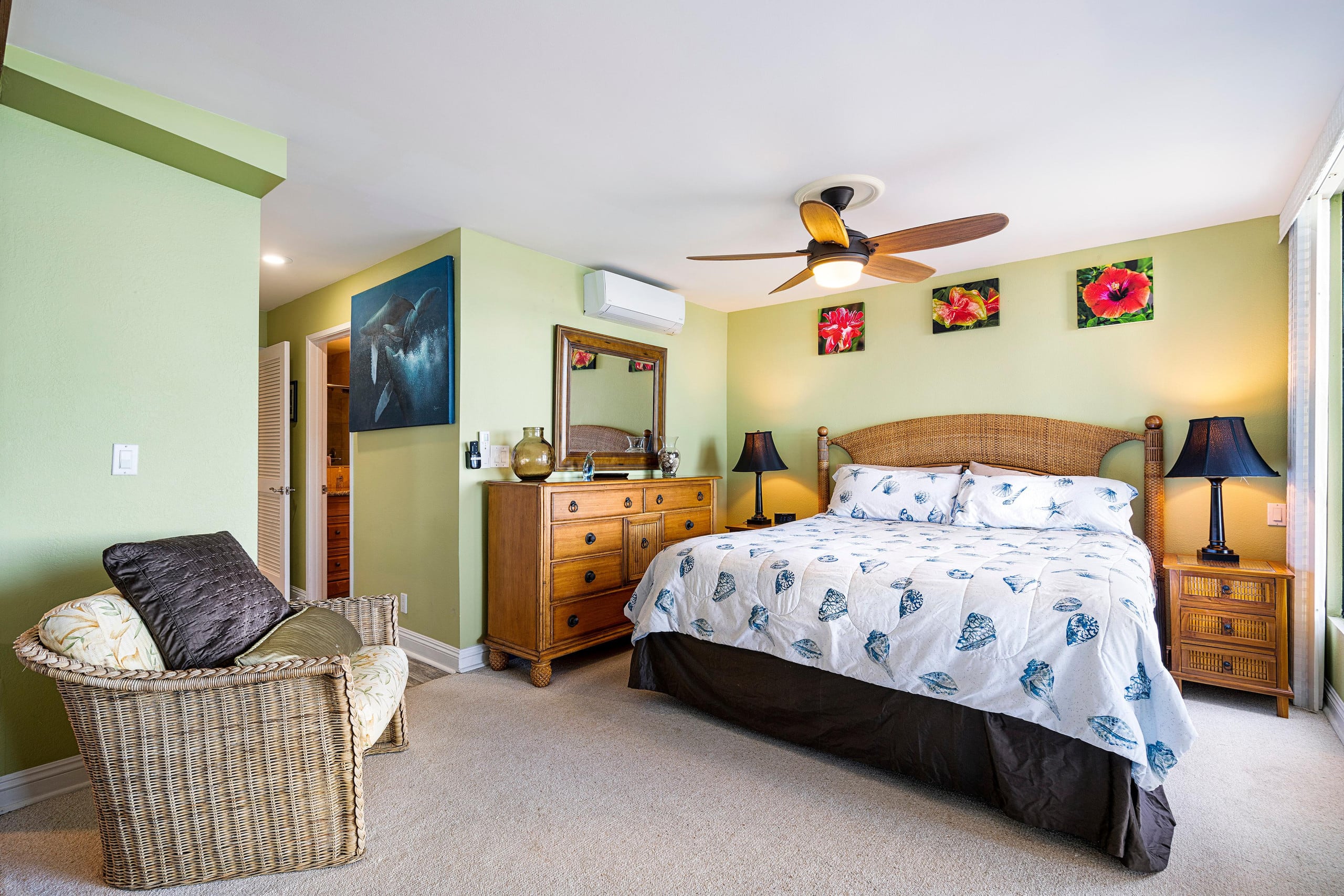 Condo in Kailua-Kona · ★4.93 · 2 bedrooms · 3 beds · 2 baths - Image 15