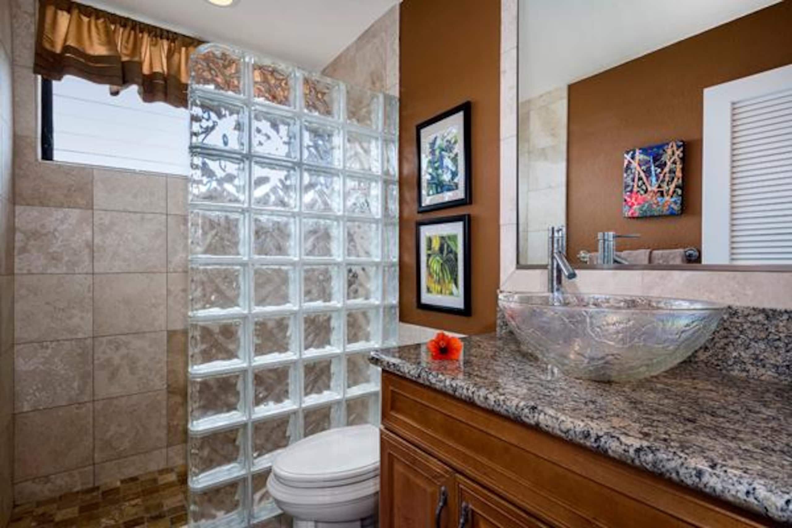Condo in Kailua-Kona · ★4.93 · 2 bedrooms · 3 beds · 2 baths - Image 20