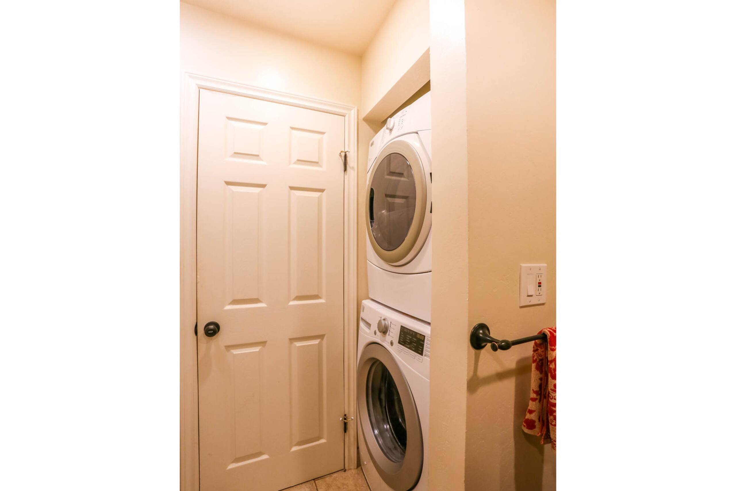 Townhouse in Koloa · ★4.78 · 2 bedrooms · 2 beds · 2 baths - Image 12