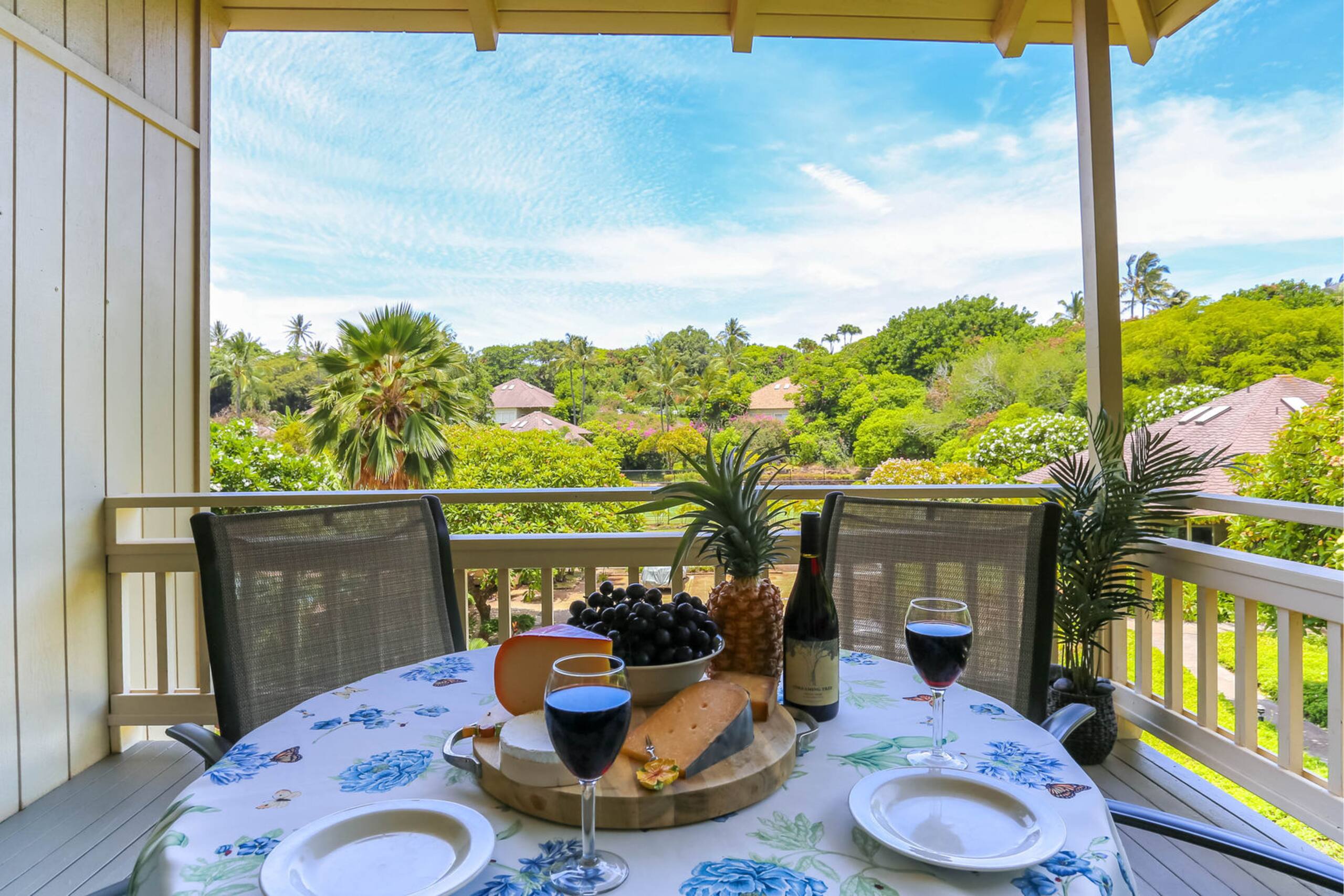 Townhouse in Koloa · ★4.78 · 2 bedrooms · 2 beds · 2 baths - Image 11