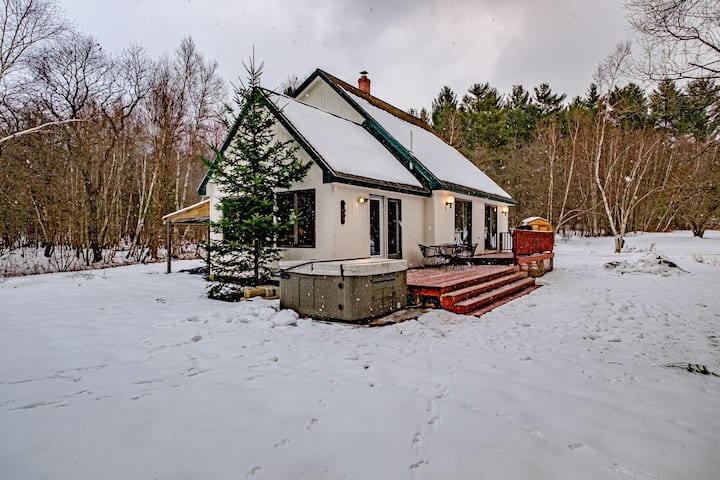 Orchard House - Pet Friendly And Secluded House - Newry, ME