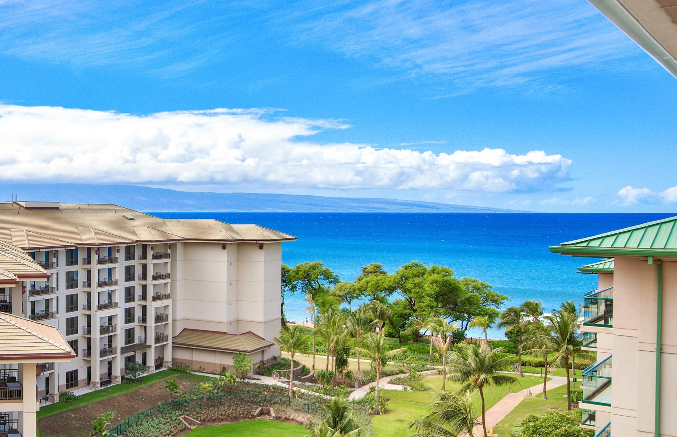 Condo in Lahaina · ★4.75 · 2 bedrooms · 3 beds · 2 baths - Image 3