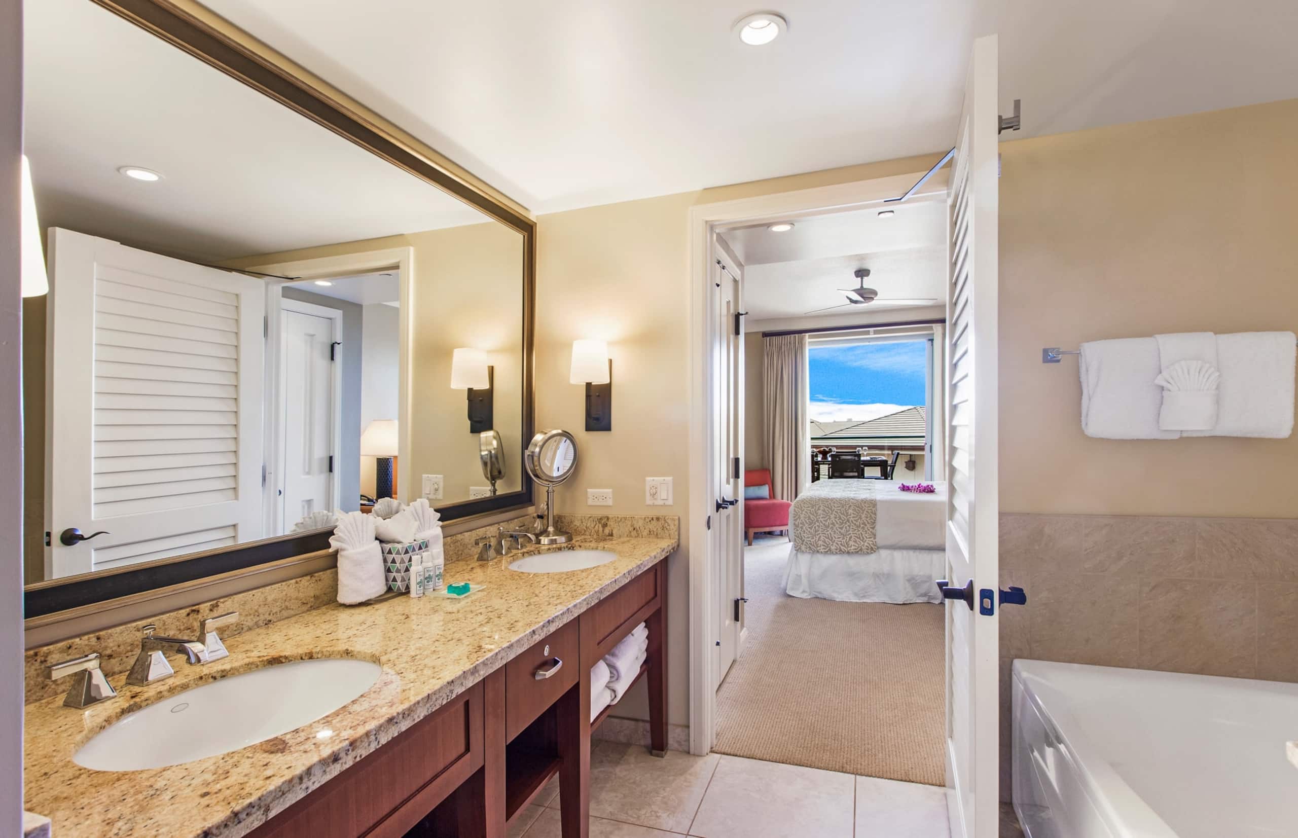Condo in Lahaina · ★4.75 · 2 bedrooms · 3 beds · 2 baths - Image 15