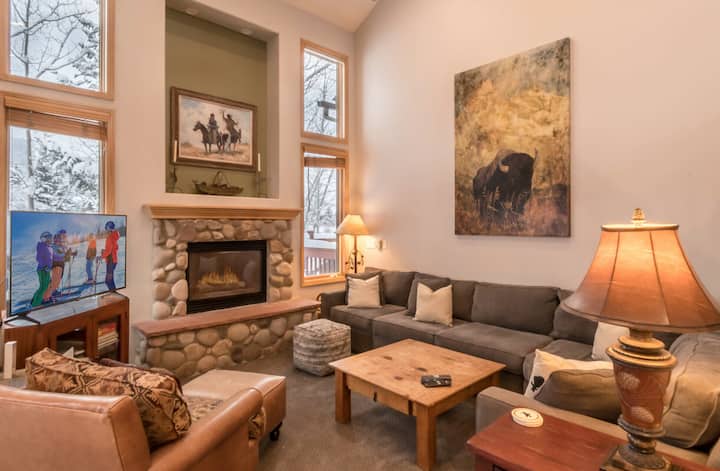 Cascades At Eagleridge Hood 2 | Hot Tub | Walk To Slopes! - Steamboat Springs