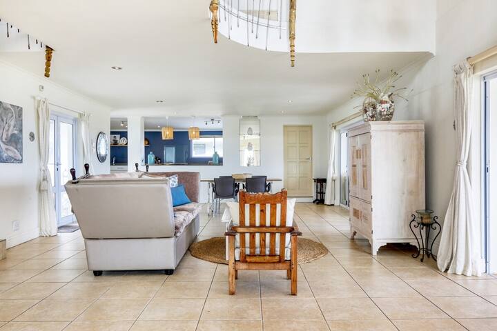 Casablanca gallery image 4