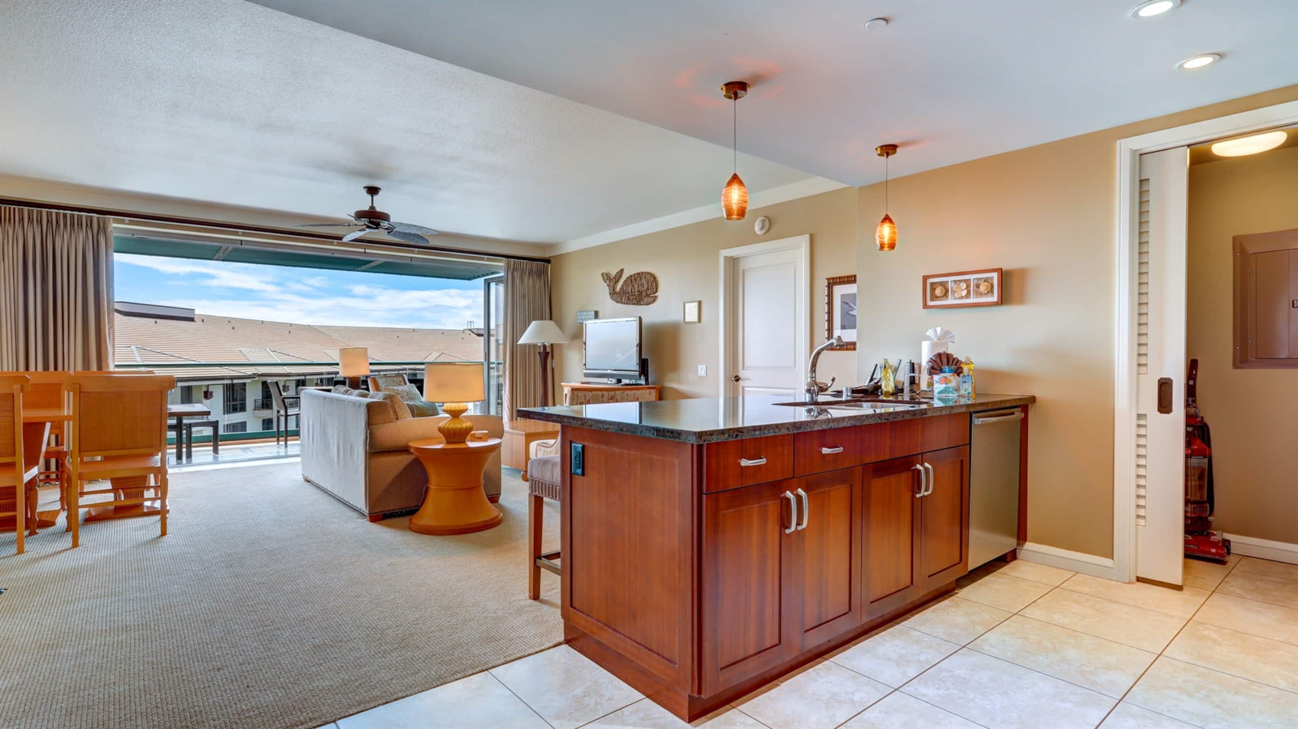 Condo in Kaanapali · ★4.84 · 1 bedroom · 2 beds · 1 bath - Photo 13