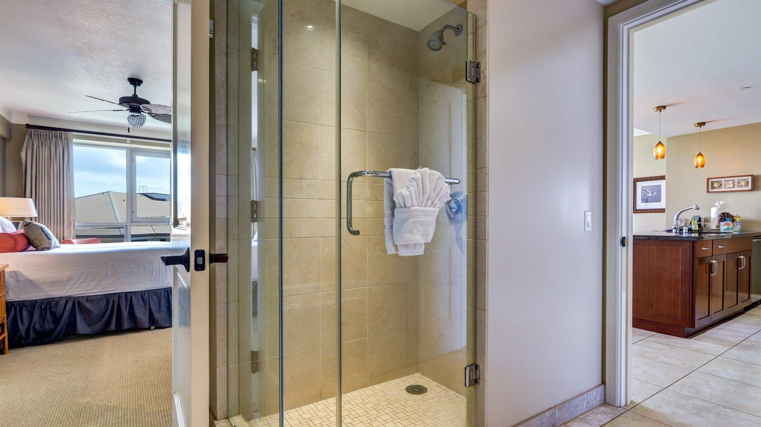 Condo in Kaanapali · ★4.84 · 1 bedroom · 2 beds · 1 bath - Photo 28