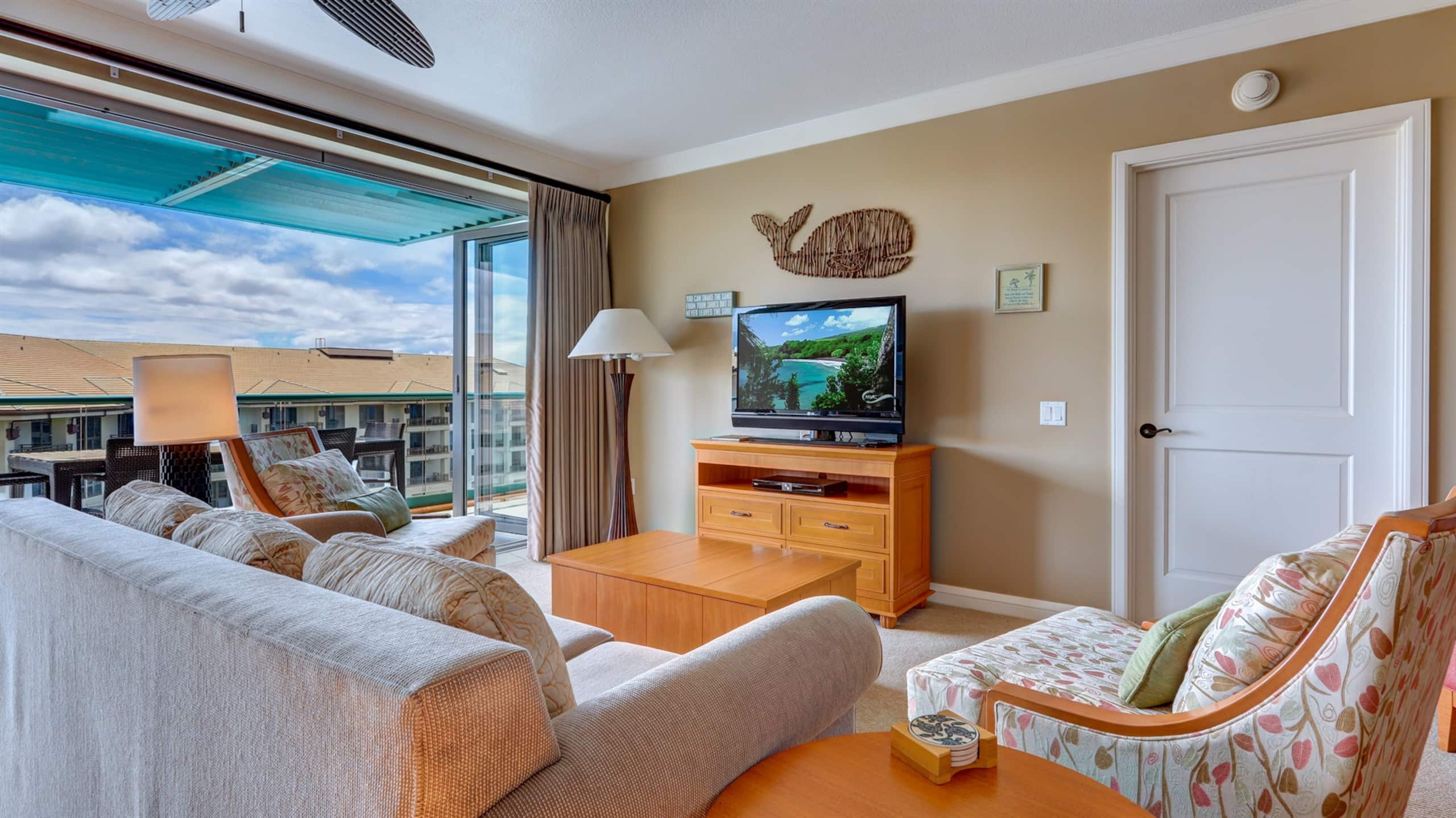 Condo in Kaanapali · ★4.84 · 1 bedroom · 2 beds · 1 bath - Photo 10