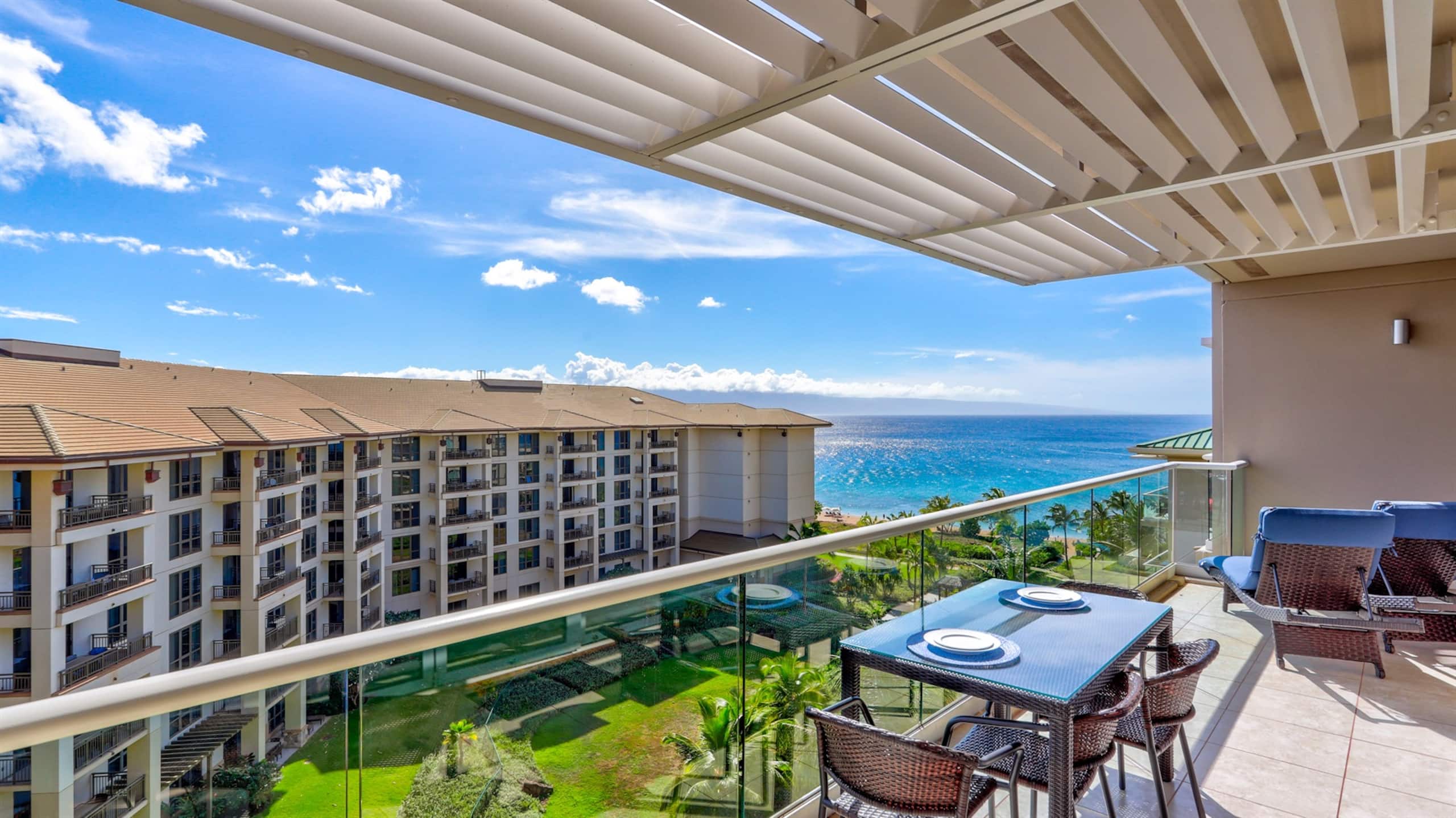 Condo in Kaanapali · ★4.84 · 1 bedroom · 2 beds · 1 bath - Photo 6