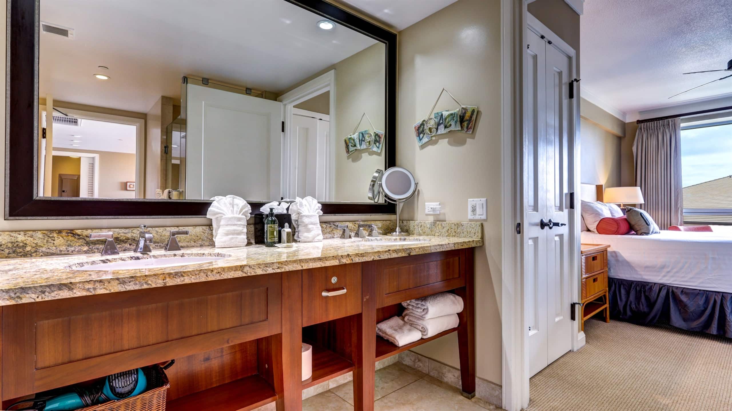 Condo in Kaanapali · ★4.84 · 1 bedroom · 2 beds · 1 bath - Photo 24