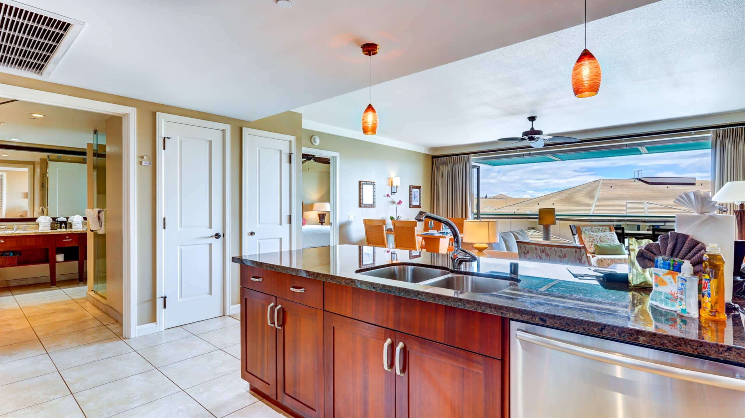 Condo in Kaanapali · ★4.84 · 1 bedroom · 2 beds · 1 bath - Photo 11