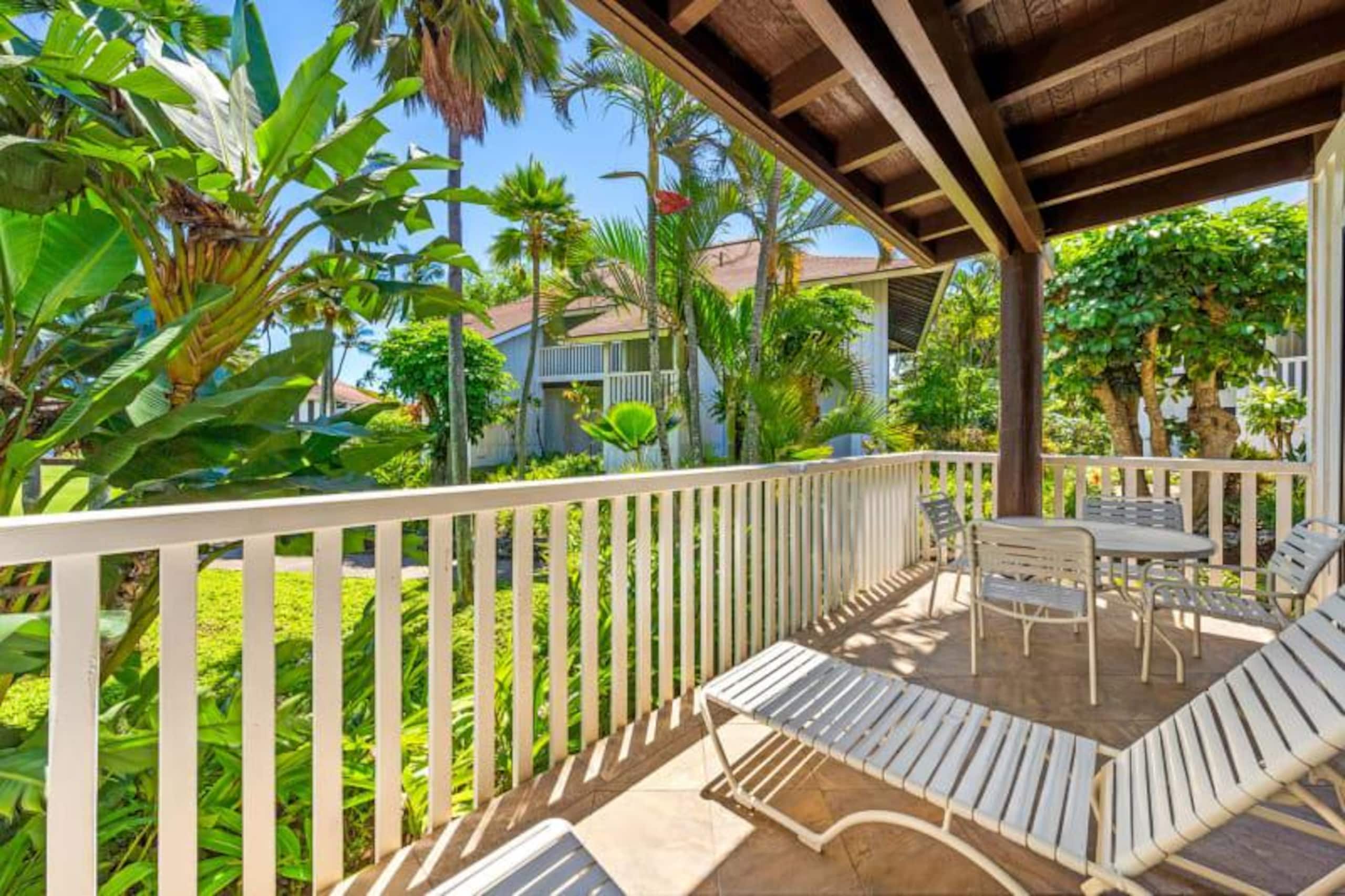 Poipu retreat w/ pool, hot tub & gym access - Photo 7
