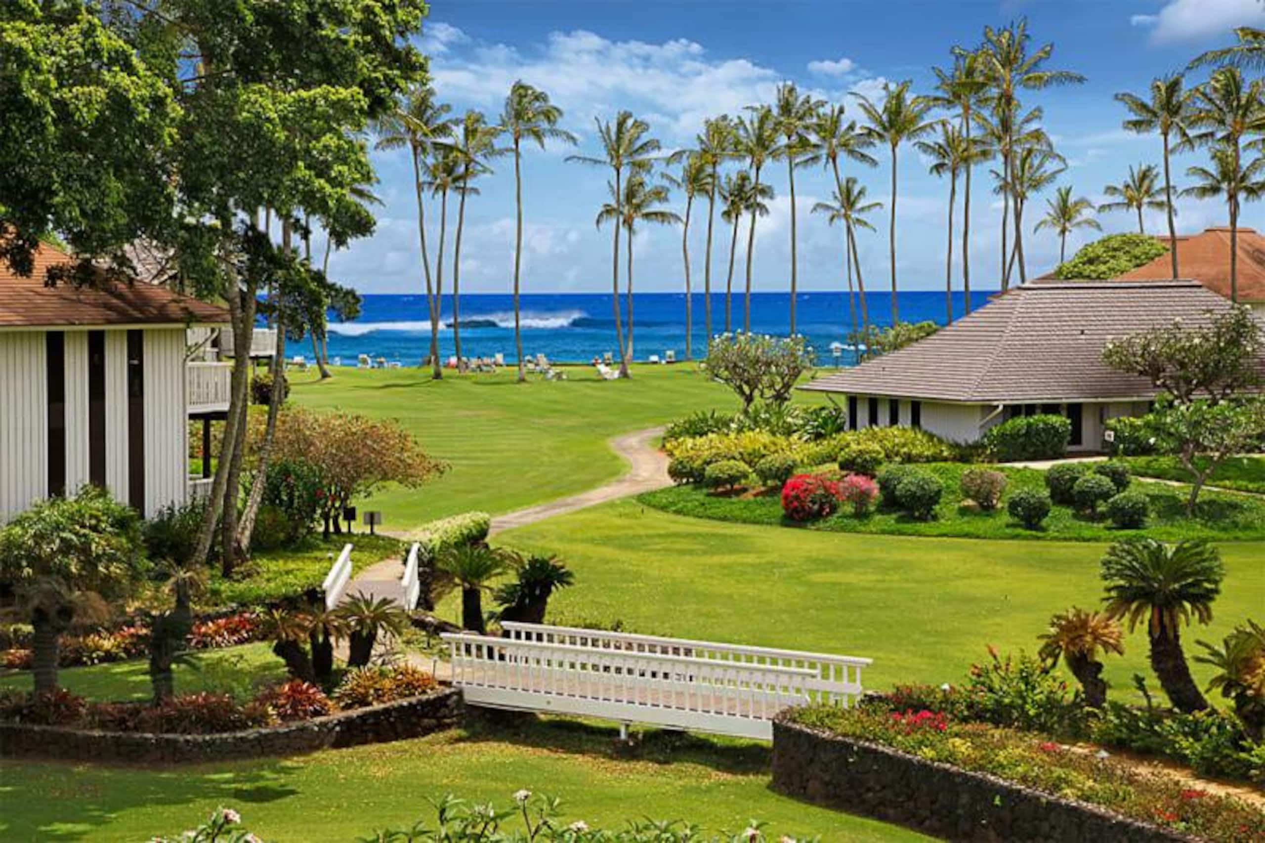 Poipu Beach retreat w/ pool, hot tub & gym - Photo 22