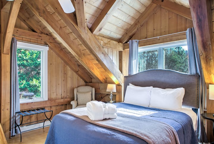 Bedroom 6 | Queen | Upper Level