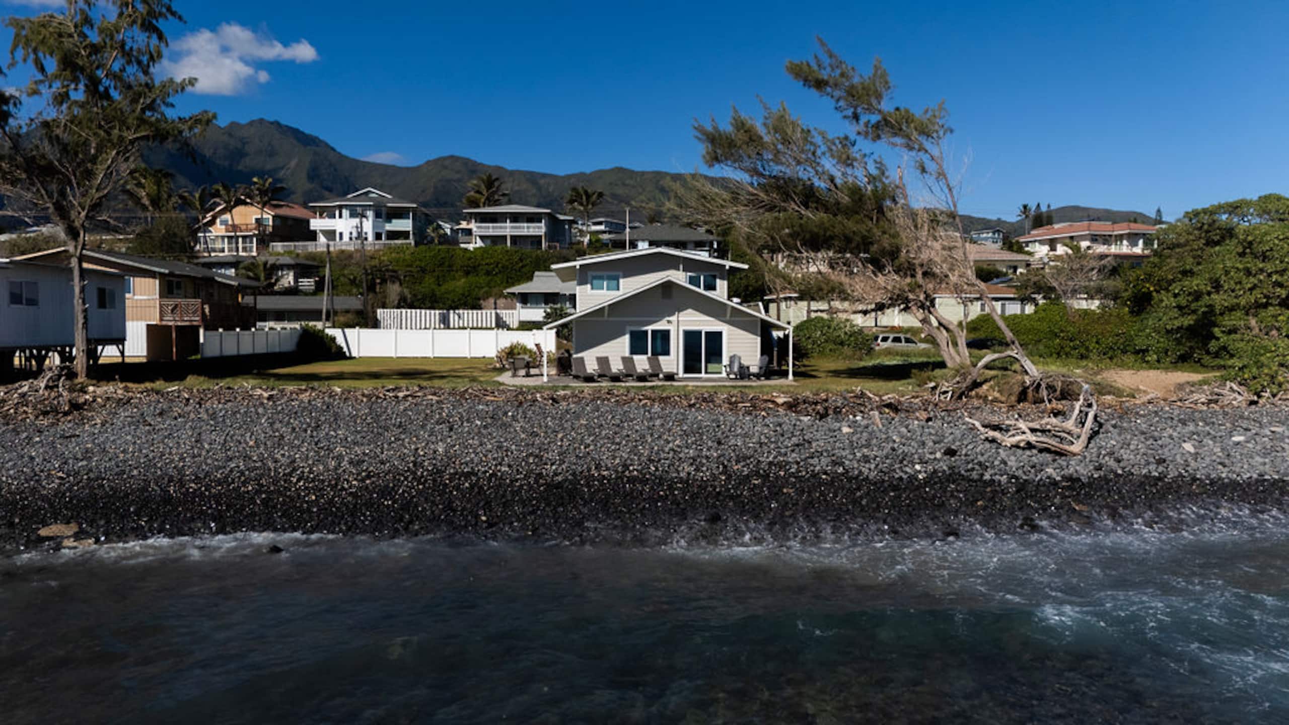 Home in Wailuku · ★4.67 · 4 bedrooms · 5 beds · 3 baths - Image 27