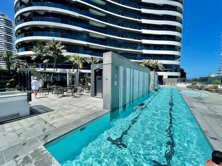 Luxury Oracle Central Broadbeach 906! Apartments for Rent in