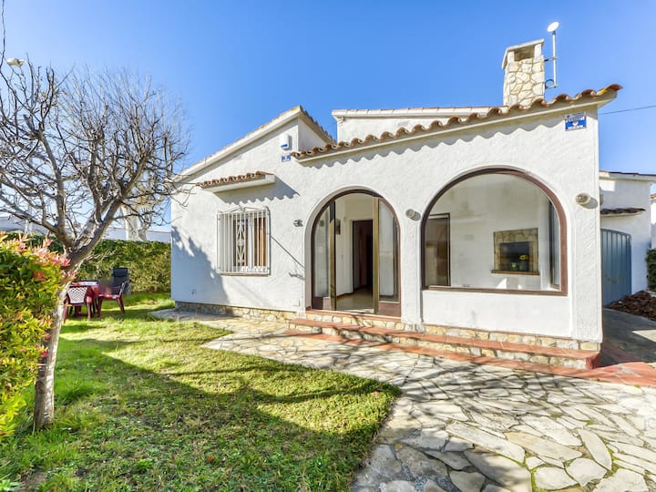 Requesens By Interhome - Spanje