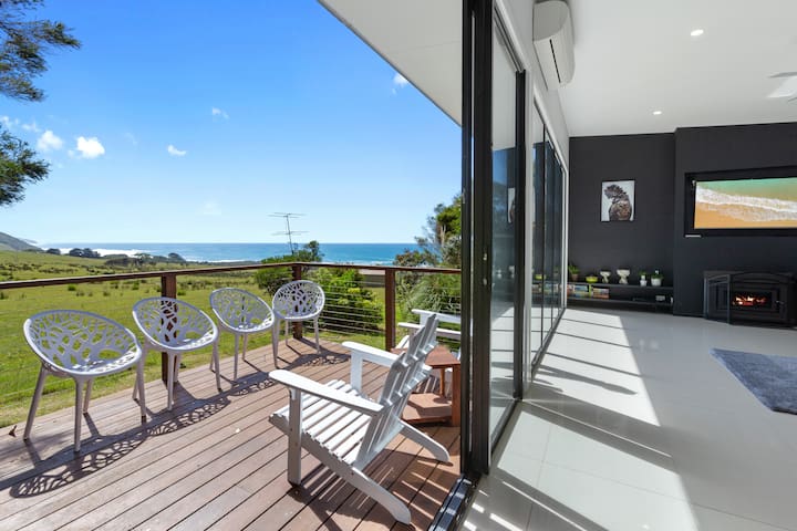 Skenes Retreat – Ocean views, close to beach