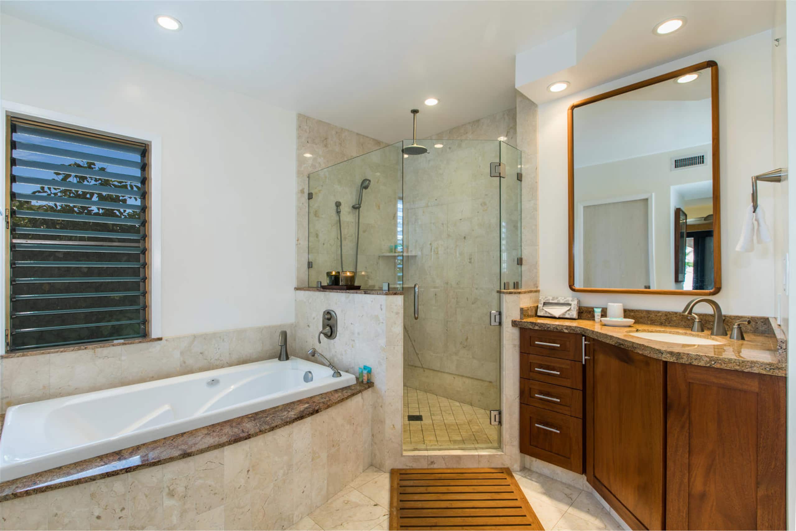 Condo in Kapaa · ★4.77 · 3 bedrooms · 3 beds · 3 baths - Photo 11