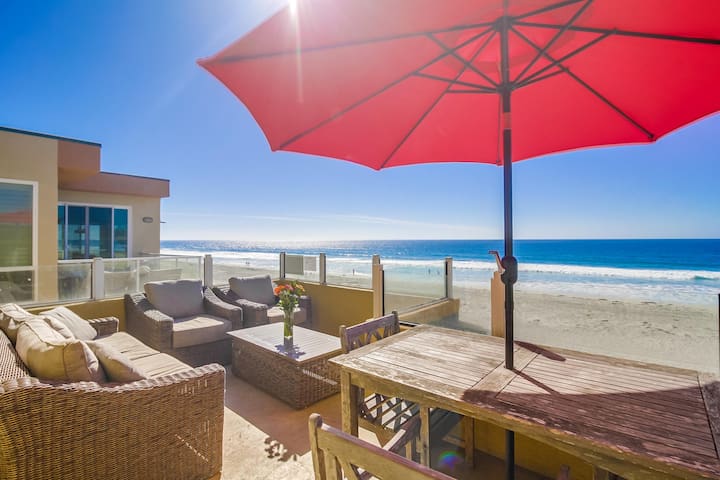 Pacific Sunset – Oceanfront deck, 2 Car Garage!