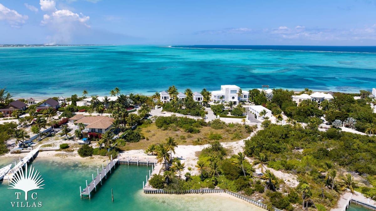 TC Villas | Sea Edge Villa | Heated Pool, Beach