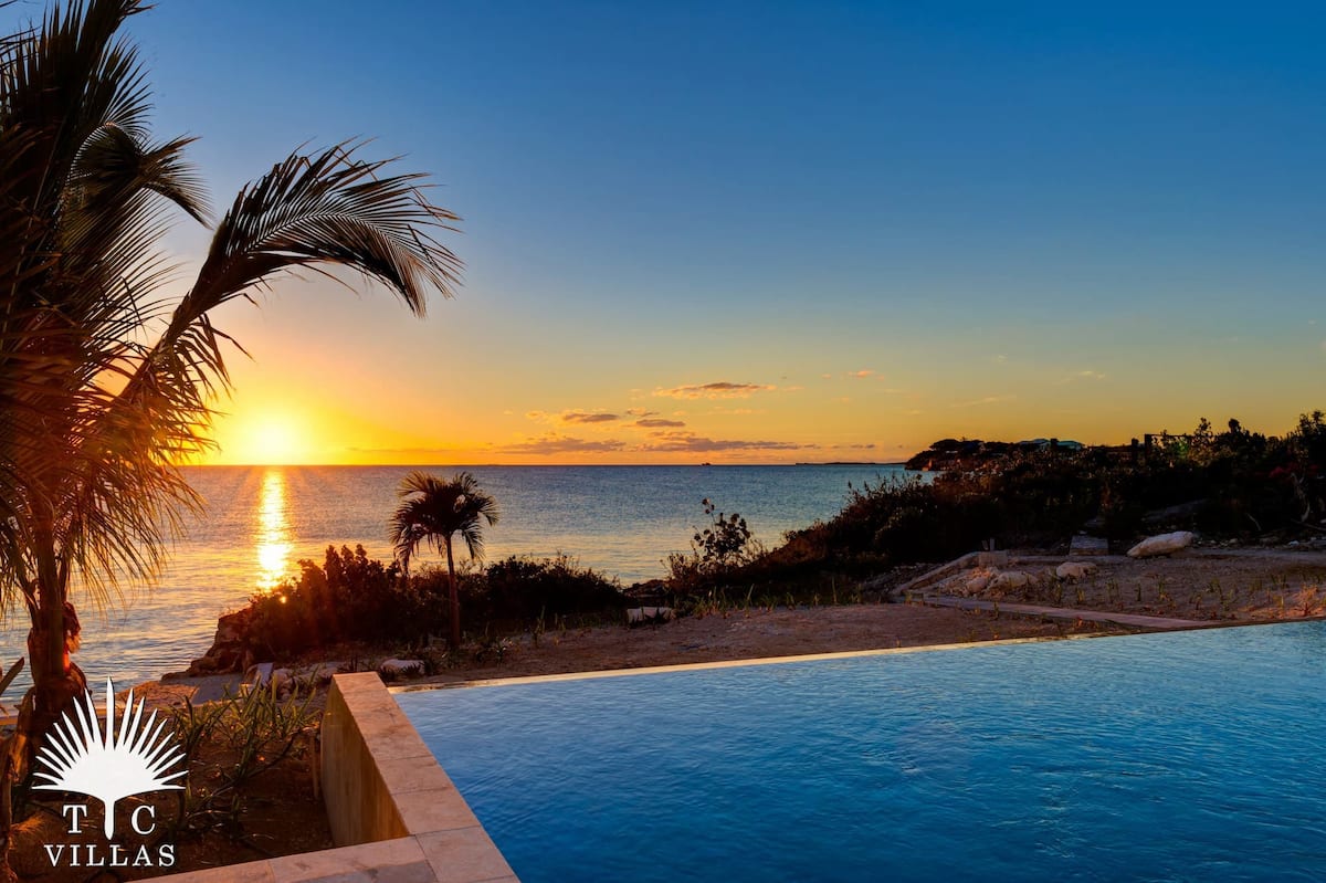 TC Villas | Miami Vice Two | Kayaks, Sunsets, Pool
