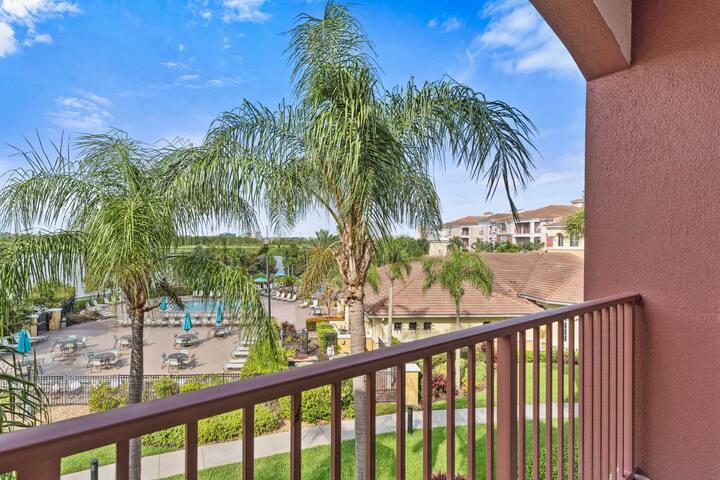 2BR Condo w/ Balcony & Resort Access in Orlando
