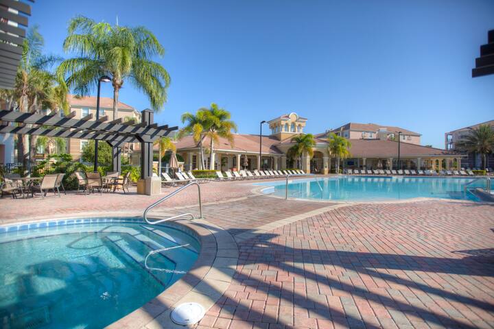 2BR Condo w/ Balcony & Resort Access in Orlando