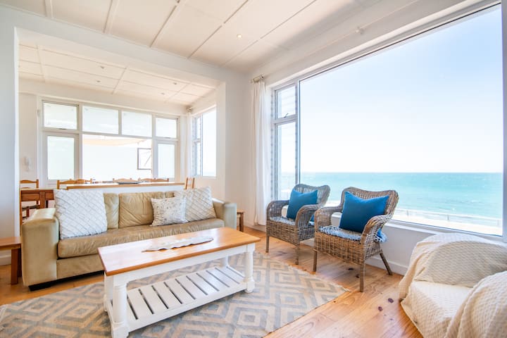 Baytree Beach House gallery image 2