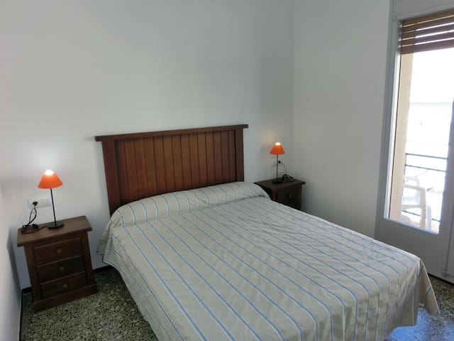 s. elcano 2-e – bright apartment just 100 meters f gallery image 5